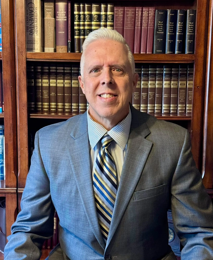 Fotografía del pastor Marc Brashear